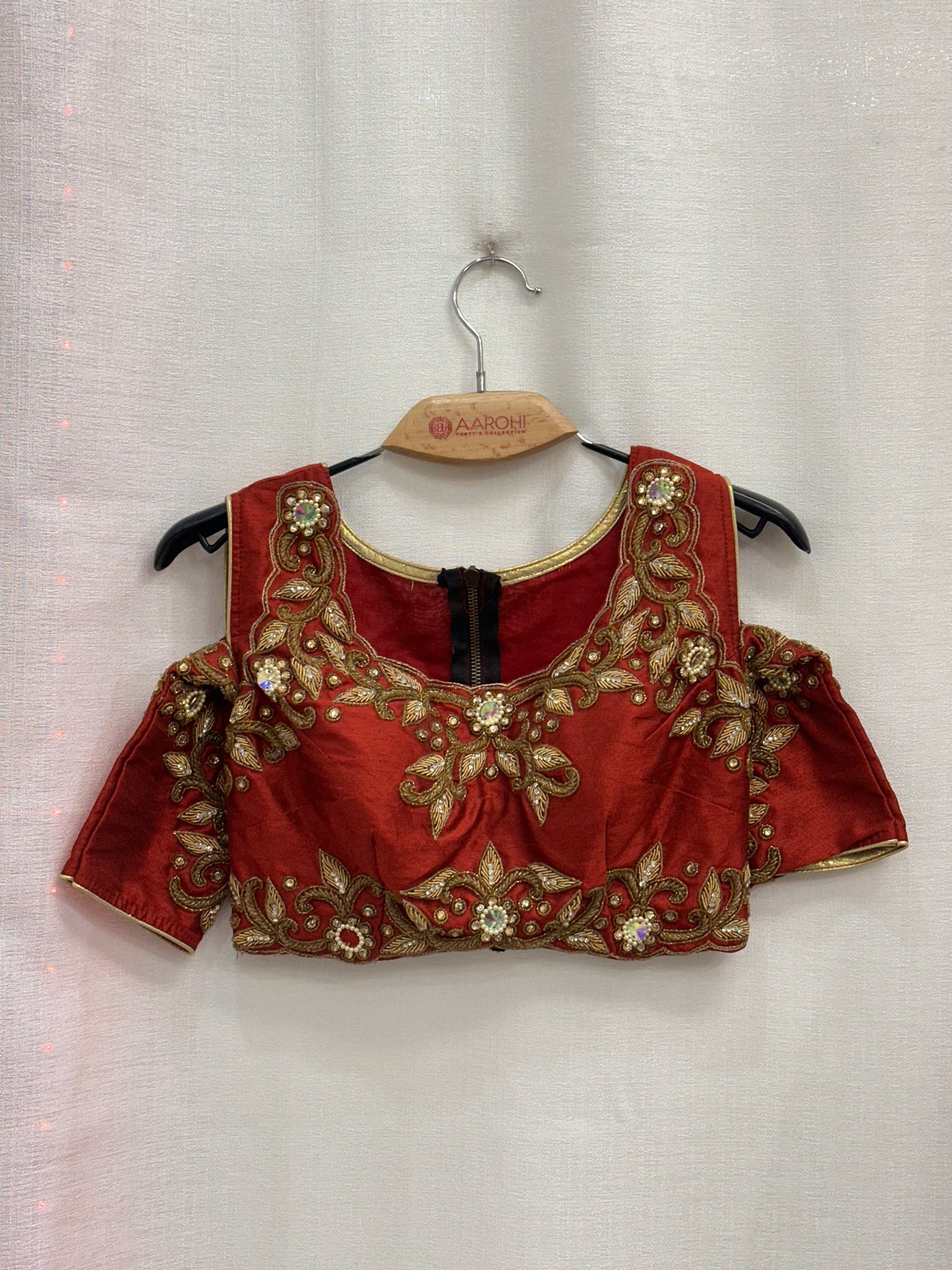 Silver White & Red Blouse Size 32