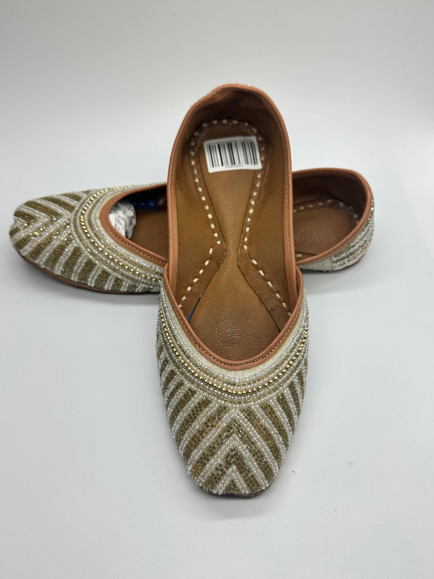 Premium Golden Jutti 40