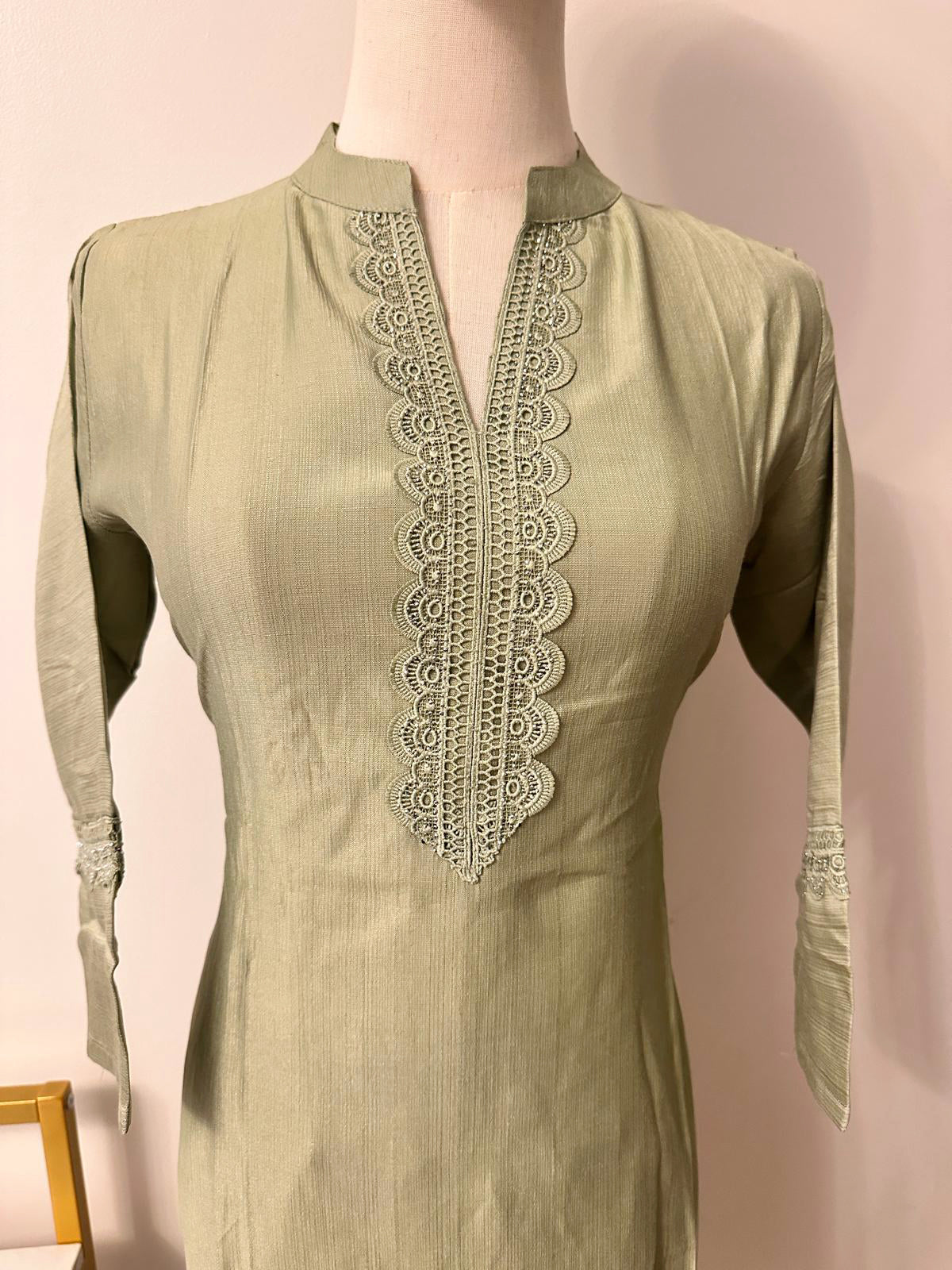3 Pc Kurtha Suit 38-44 | 2 Colors